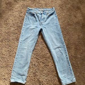 Women’s Levi’s Wedgie Straight size 25